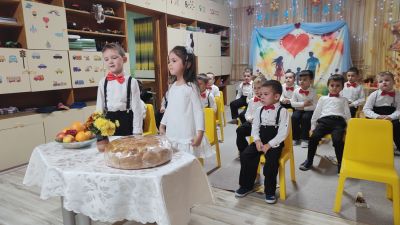Ден на християнското семейство в група "Пчеличка" - ДГ Снежанка - Велики Преслав